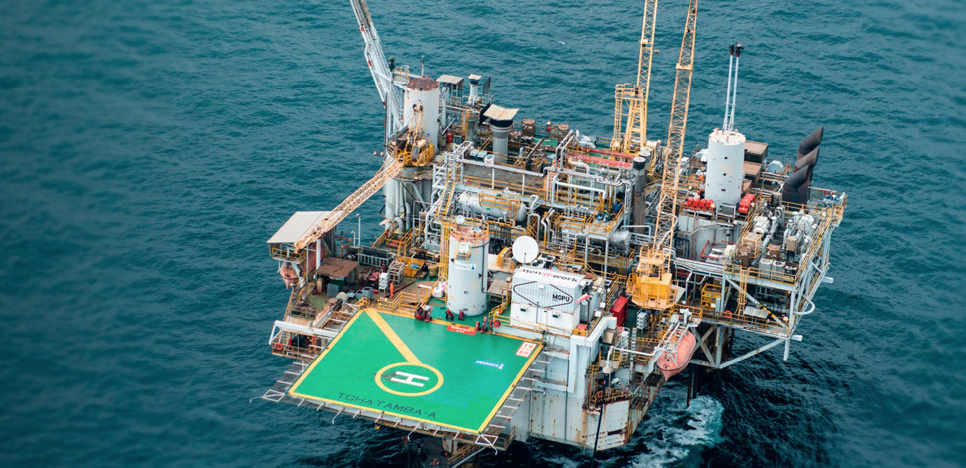 Plateform pétrolier puissant les fonds marins pour extraire l'or noir